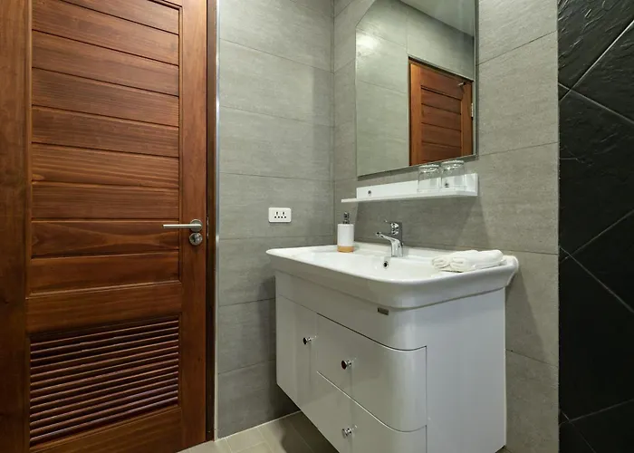 Hotel Maneeya Park Bangkok