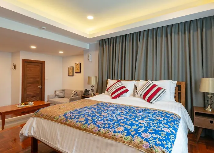 Maneeya Park Hotel