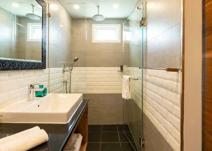 Hotel Maneeya Park 4*