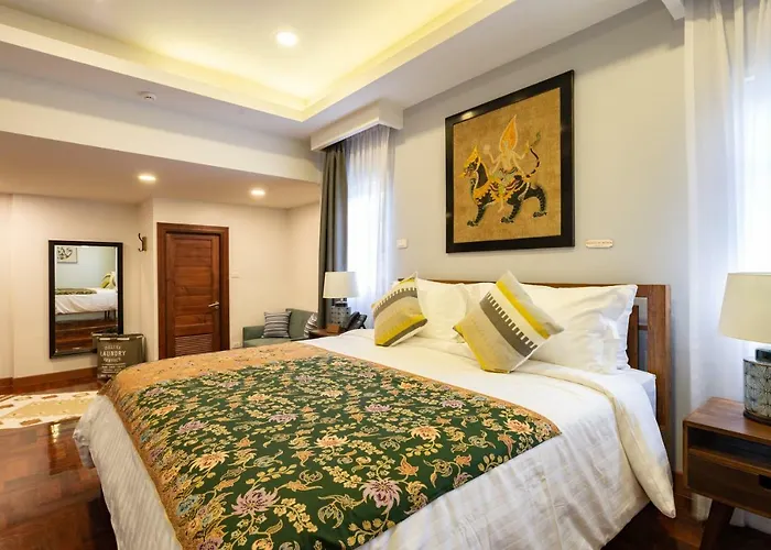 Maneeya Park Hotel 4*