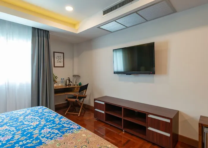 Hotel Maneeya Park